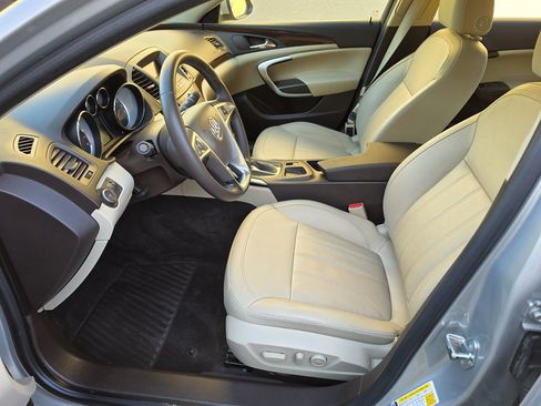 Used 2011 Buick Regal CXL w/ RL3 Preferred Equipment Group FWD image 37