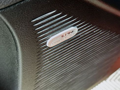 Used 2022 Dodge Challenger R/T Scat Pack w/ Driver Convenience Group image 18