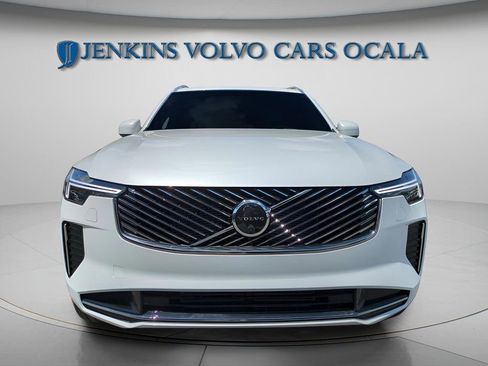 New 2026 Volvo XC90 T8 Plus w/ Protection Package Premier AWD/4WD image 8