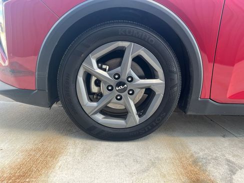 Used 2025 Kia K4 FWD image 26