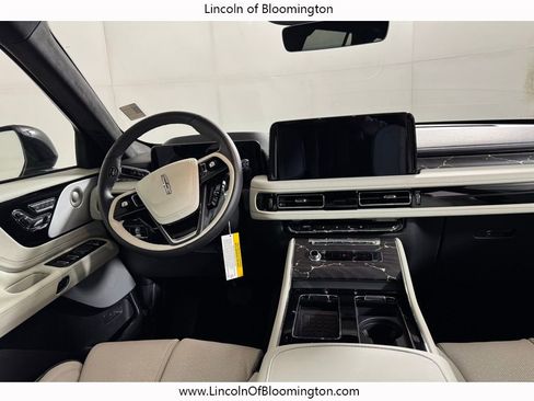 New 2026 Lincoln Aviator Black Label AWD/4WD image 25