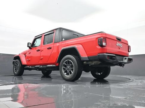 Used 2023 Jeep Gladiator Overland AWD/4WD image 22