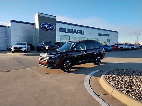 Used 2026 Subaru Forester Limited AWD/4WD image 1