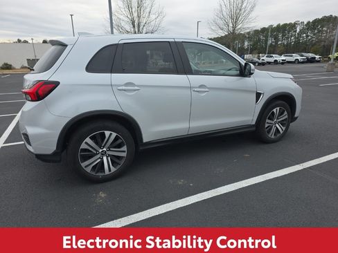 Used 2024 Mitsubishi Outlander Sport SE image 11