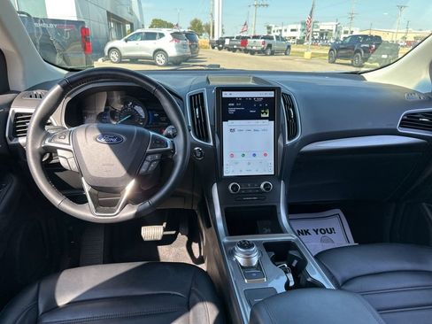 Used 2024 Ford Edge SEL image 19