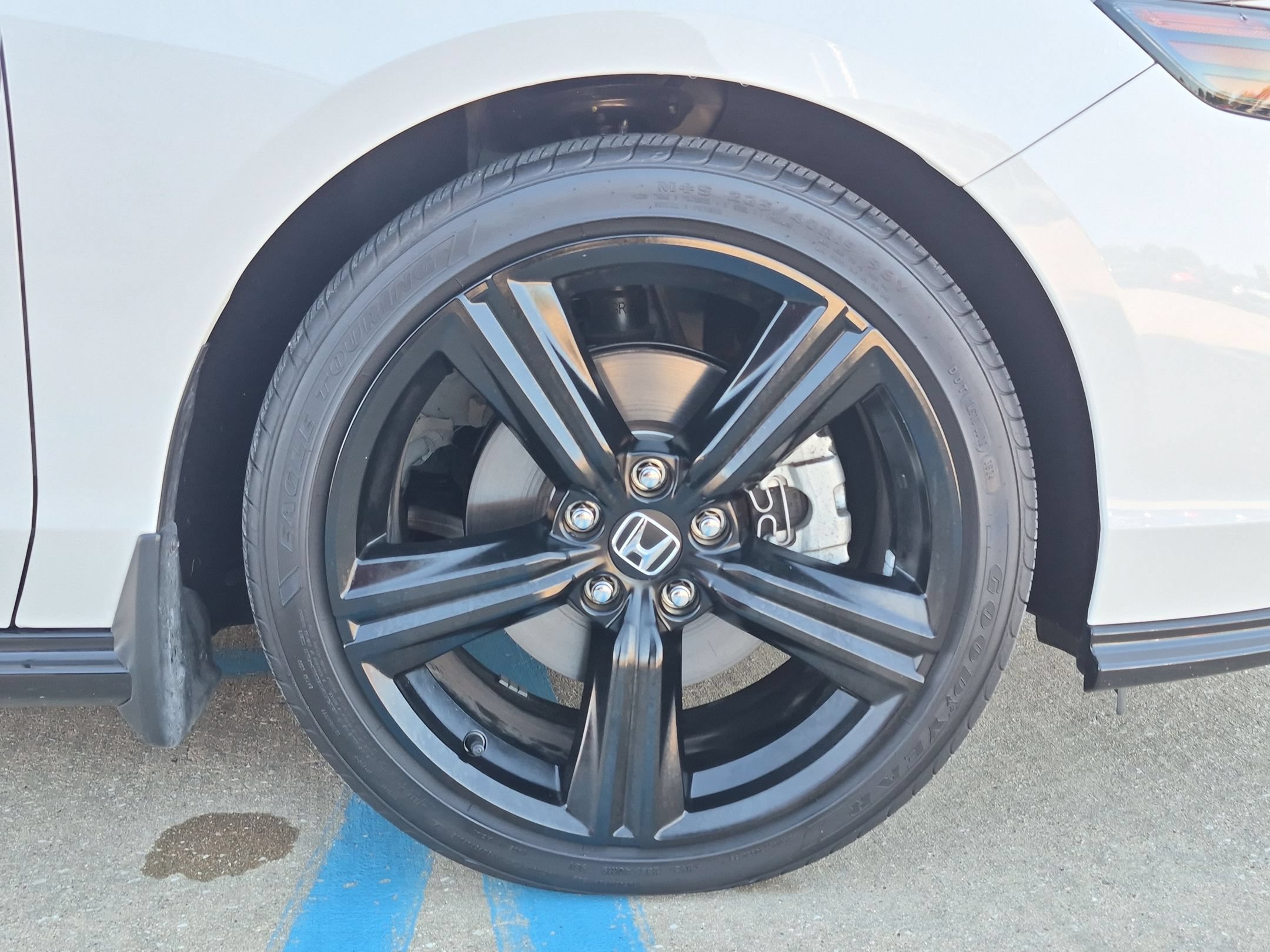 Used 2025 Honda Accord Sport image 33