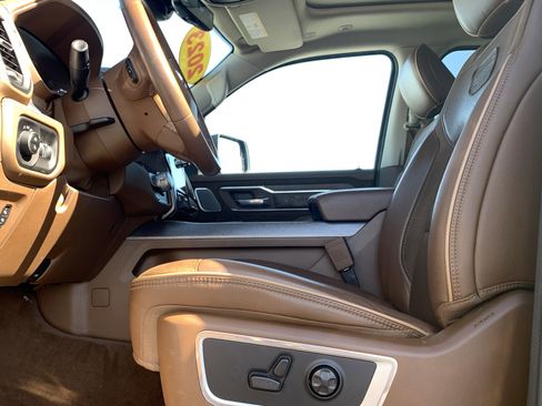 Used 2023 RAM 1500 Limited image 15