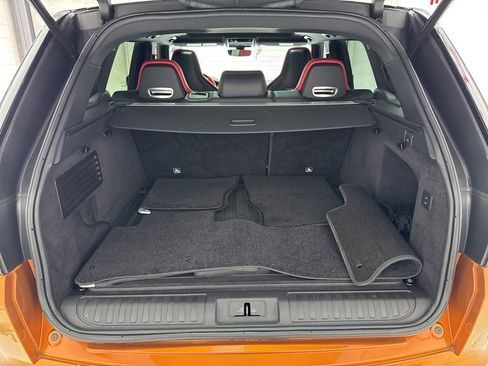 Used 2018 Land Rover Range Rover Sport SVR image 36