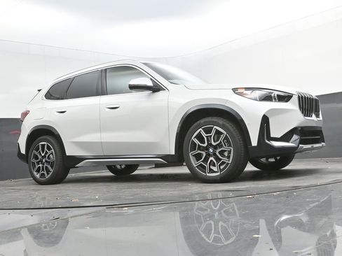 New 2026 BMW X1 xDrive28i w/ Convenience Package image 34
