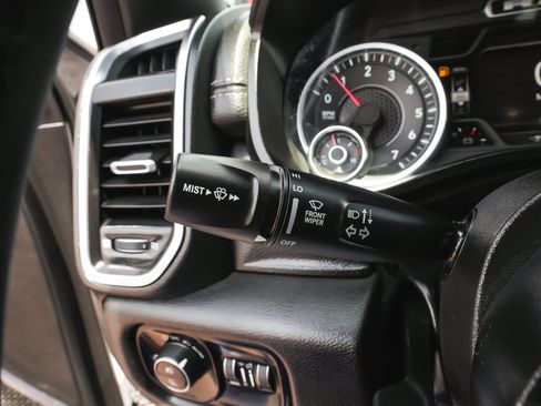 Used 2025 RAM 1500 Laramie w/ Sport Appearance Package AWD/4WD image 22