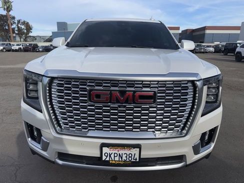 Used 2024 GMC Yukon Denali image 2