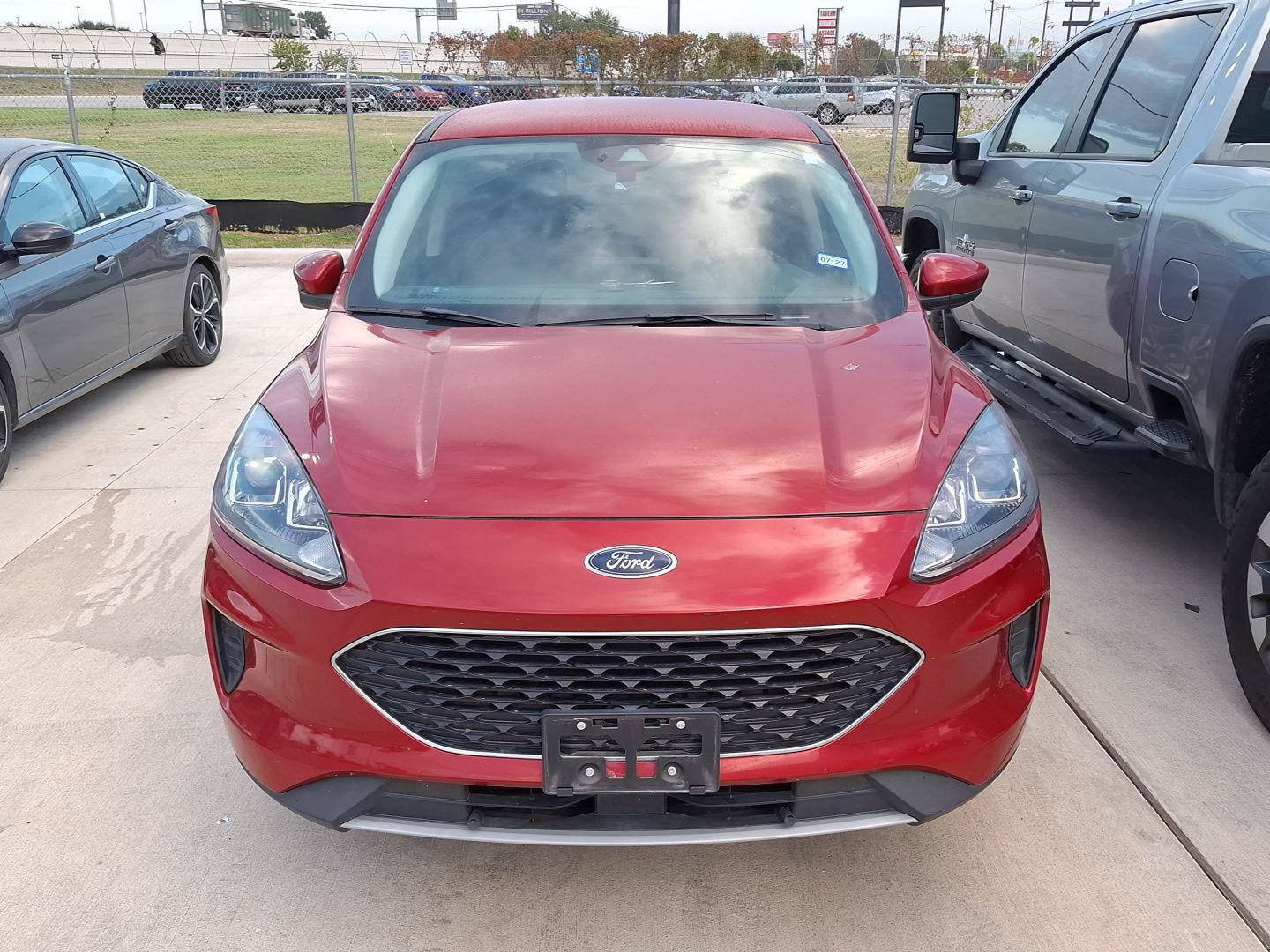 Used 2021 Ford Escape SE FWD image 28