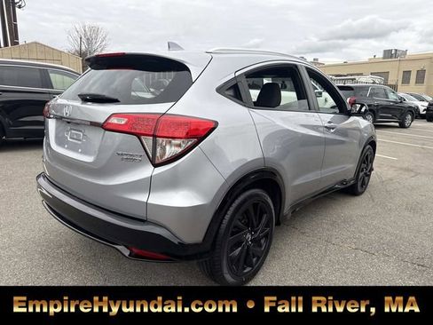 Used 2022 Honda HR-V Sport image 8