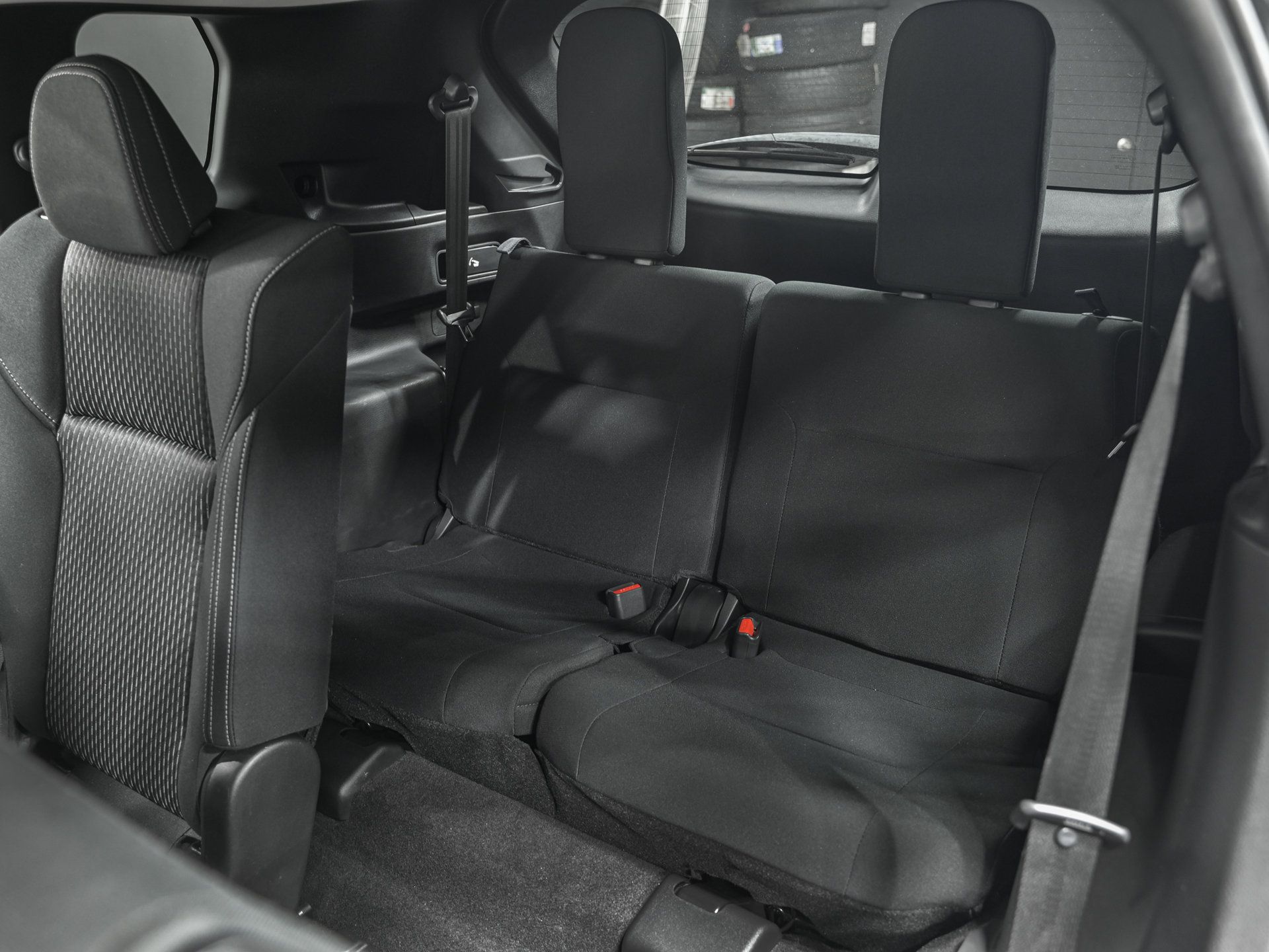 Used 2022 Mitsubishi Outlander ES AWD/4WD image 29