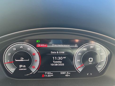 Used 2025 Audi Q5 2.0T Premium image 65