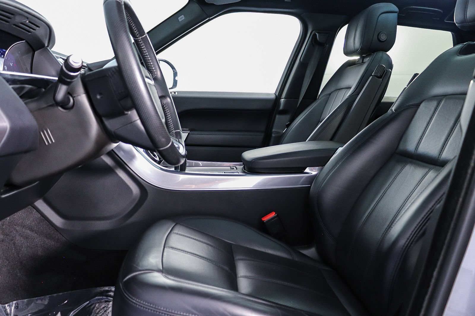 Used 2019 Land Rover Range Rover Sport HSE AWD/4WD image 18