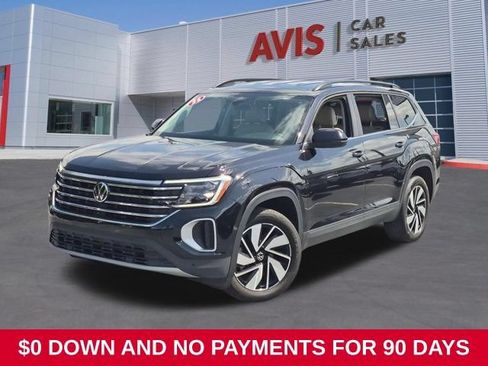 Used 2025 Volkswagen Atlas SE FWD image 1