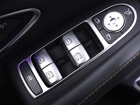Used 2018 Mercedes-Benz S 560 4MATIC Sedan image 29
