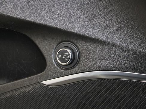 Used 2022 Buick Enclave Premium image 42