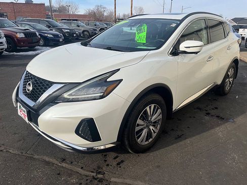Used 2023 Nissan Murano SV image 4