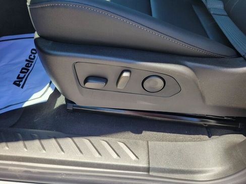 New 2026 GMC Canyon Elevation w/ Convenience Package RWD image 22