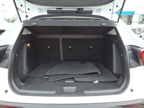 Certified 2024 Chevrolet Trax ACTIV image 10