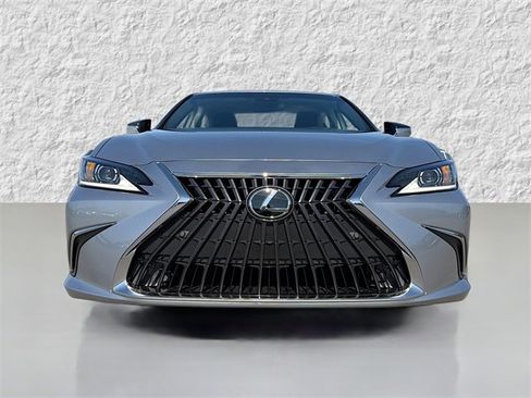 New 2025 Lexus ES 350 w/ Premium Package image 8