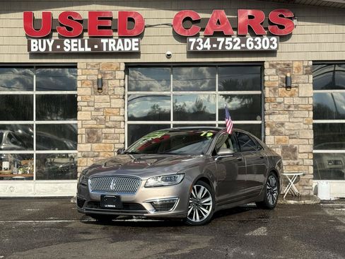 Used 2019 Lincoln MKZ Reserve w/ Luxury Package FWD image 1