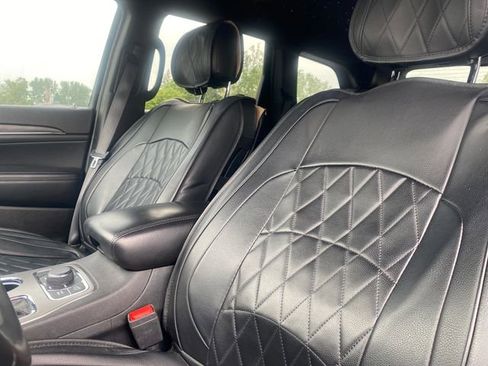 Used 2019 Jeep Grand Cherokee Limited X AWD/4WD image 14