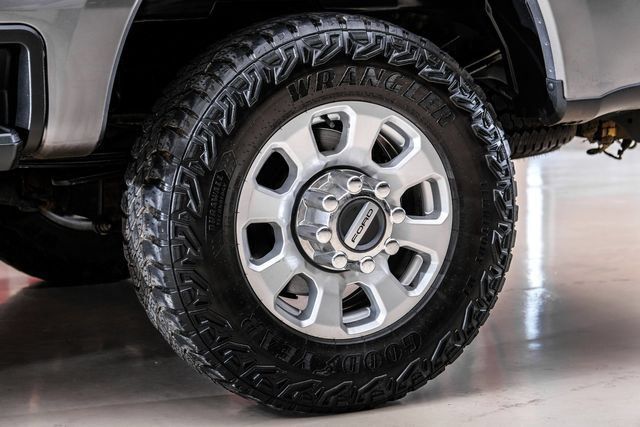 Used 2023 Ford F250 XLT w/ FX4 Off-Road Package AWD/4WD image 64