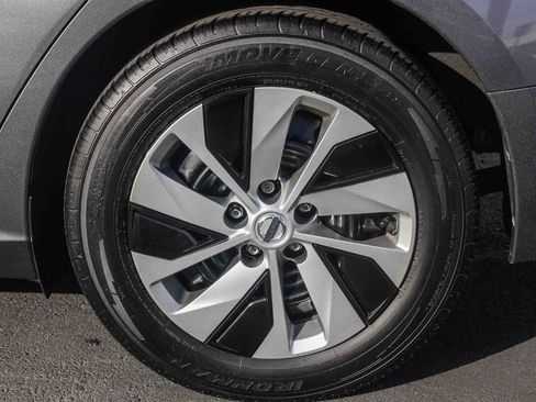 Certified 2022 Nissan Altima 2.5 S FWD image 12