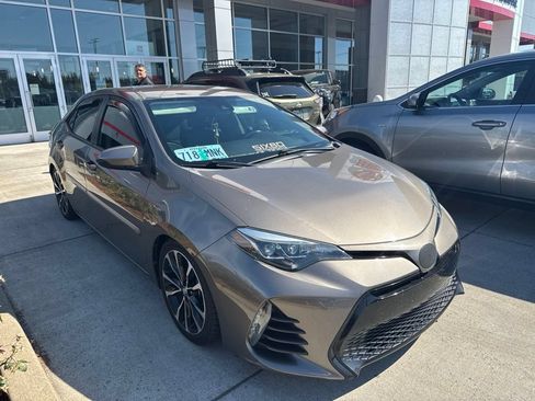 Used 2018 Toyota Corolla SE w/ Body Protection Package FWD image 7