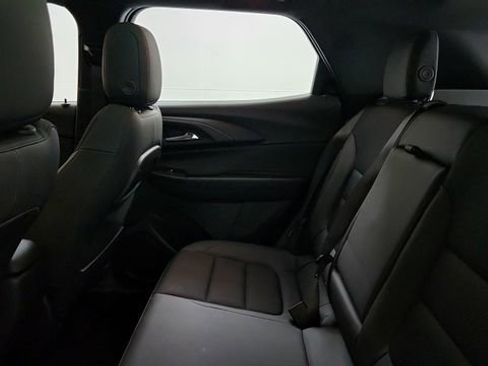 Used 2023 Chevrolet TrailBlazer RS w/ Sun and Liftgate Package image 19