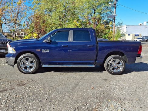Used 2019 RAM 1500 Big Horn image 2