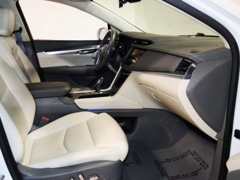 Used 2019 Cadillac XT5 Luxury image 50