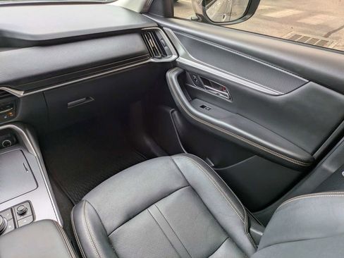 Certified 2024 MAZDA CX-90 3.3 Turbo w/ Preferred Plus AWD/4WD image 21