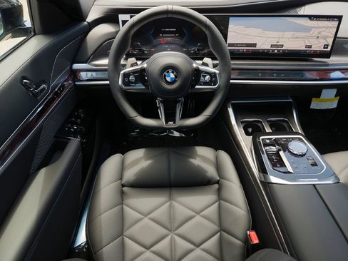 New 2026 BMW 740i w/ Premium Package RWD image 15