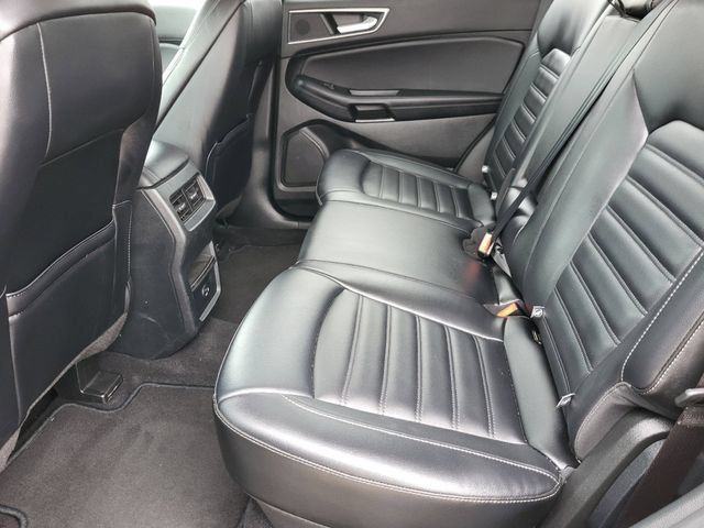 Used 2022 Ford Edge SEL AWD/4WD image 9