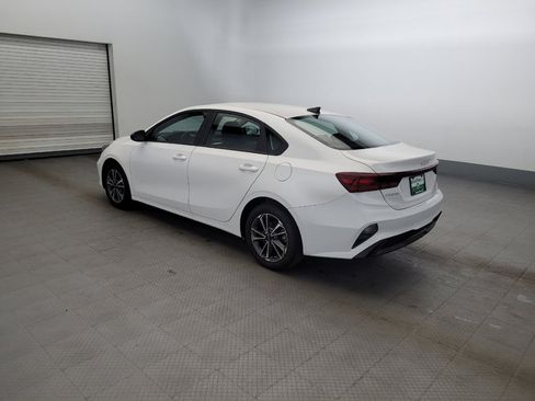 Used 2023 Kia Forte LXS FWD image 3