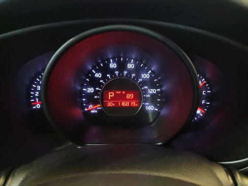 Used 2015 Kia Soul image 23