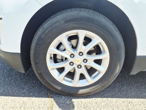 Used 2019 Chevrolet Equinox LT image 11