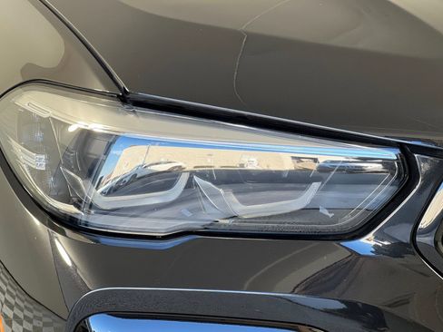 Used 2023 BMW X6 M50i w/ Parking Assistance Package image 10