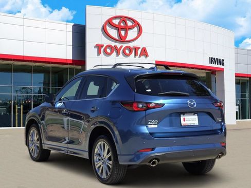 Used 2023 MAZDA CX-5 Signature AWD/4WD image 3