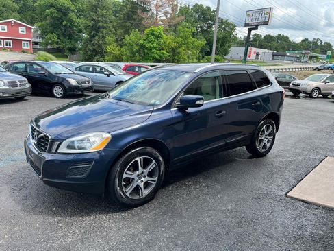 Used 2013 Volvo XC60 T6 AWD/4WD image 11