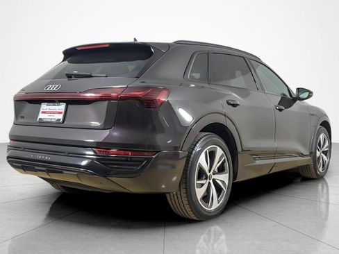 Used 2024 Audi Q8 e-tron Premium AWD/4WD image 5