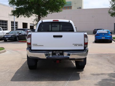 Used 2013 Toyota Tacoma PreRunner w/ SR5 Pkg RWD image 5