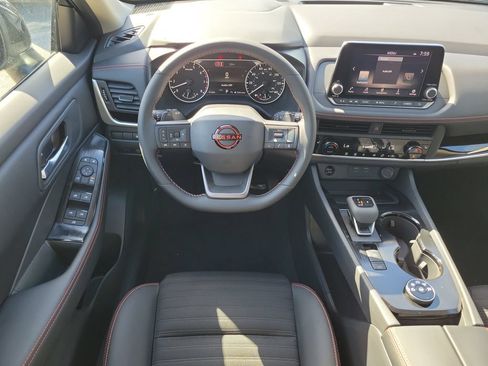 New 2026 Nissan Rogue SV AWD/4WD image 18