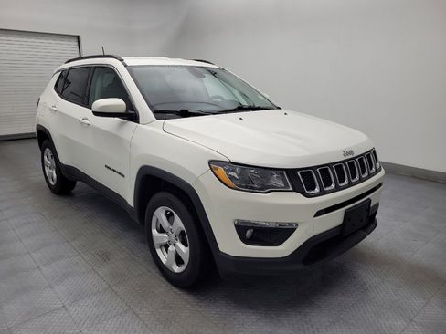Used 2019 Jeep Compass Latitude w/ Cold Weather Group image 13