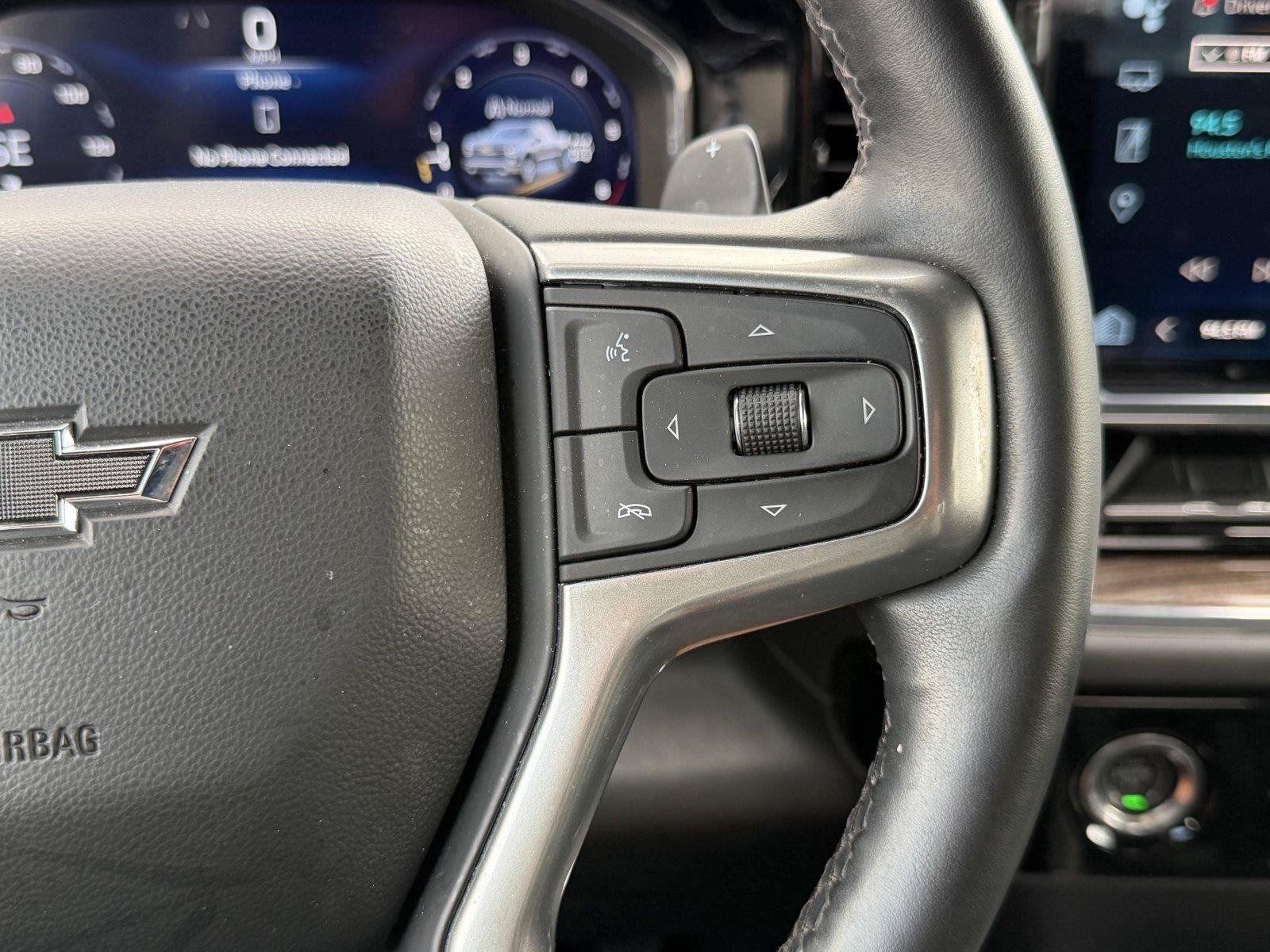 Used 2023 Chevrolet Silverado 1500 RST w/ Z71 Off-Road Package AWD/4WD image 22