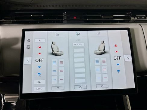 New 2025 Land Rover Range Rover Sport Dynamic SE image 17